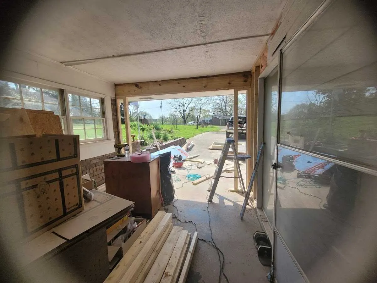 Air movers and dehumidifier for Water Mitigation Services in Crockett